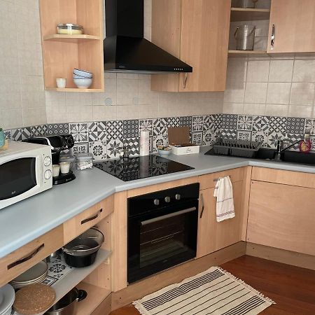 Appartement 2 Chambres Avec Parking Prive Gratuit Dijon Luaran gambar